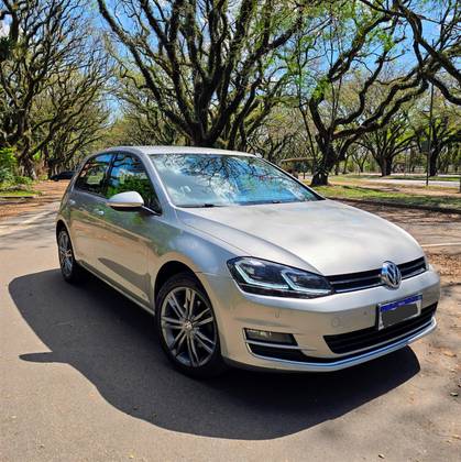 VOLKSWAGEN GOLF 1.4 TSI HIGHLINE 16V TOTAL FLEX 4P TIPTRONIC VOLKSWAGEN GOLF 1.4 TSI HIGHLINE 16V TOTAL FLEX 4P TIPTRONIC